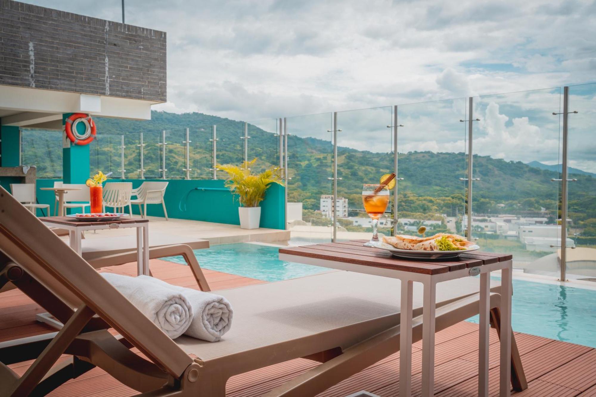 Holiday Inn Express Yopal By Ihg Dış mekan fotoğraf