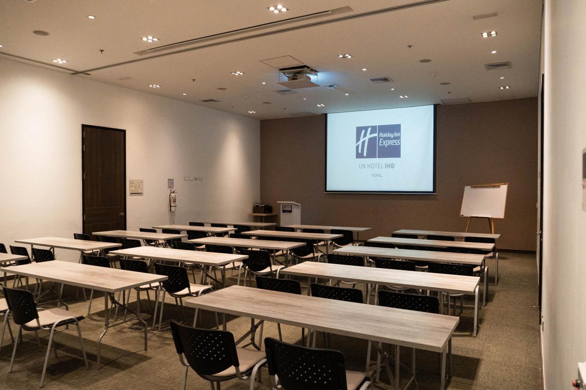 Holiday Inn Express Yopal By Ihg Dış mekan fotoğraf